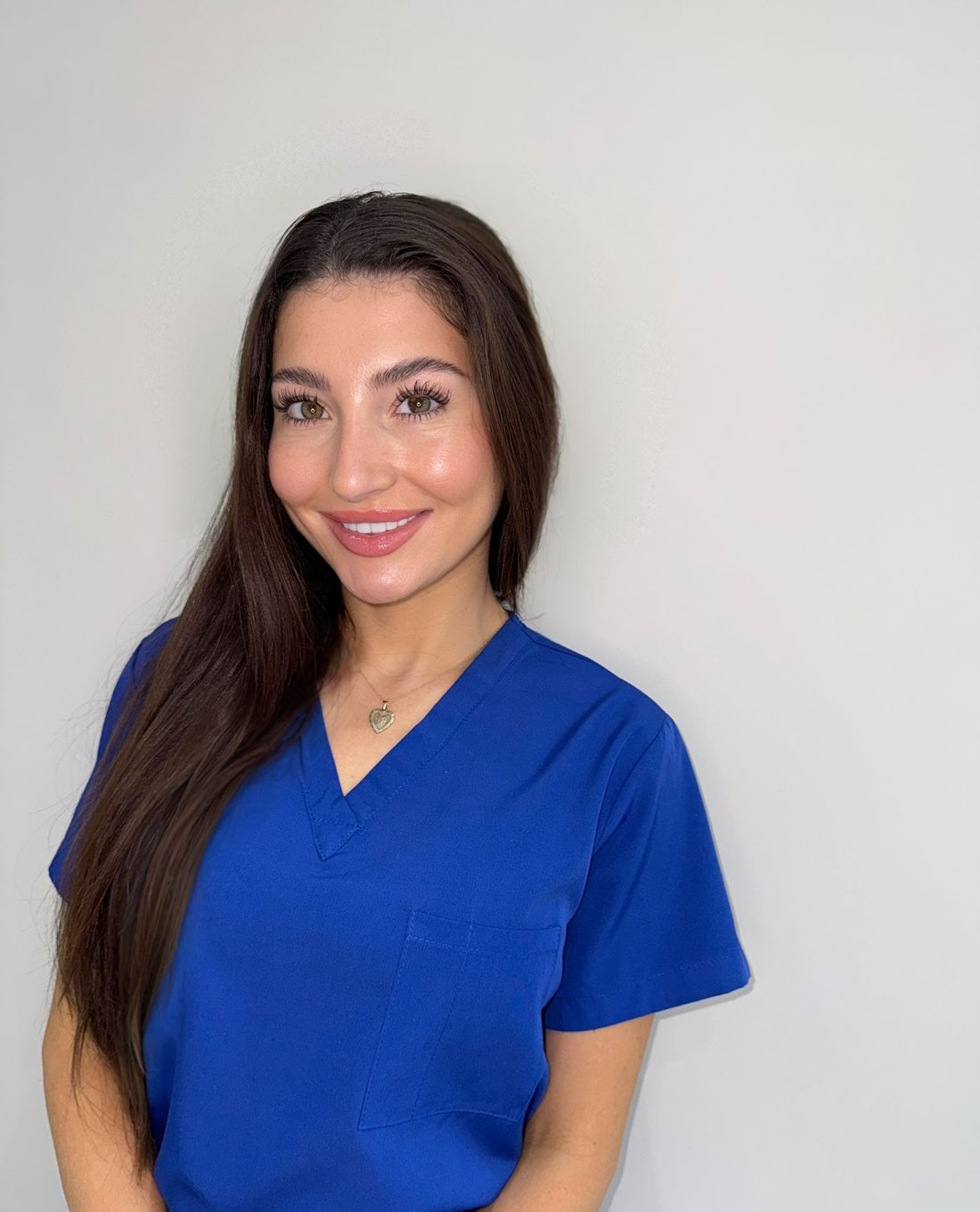 Sofia, independent nurse prescriber at iSkincare.